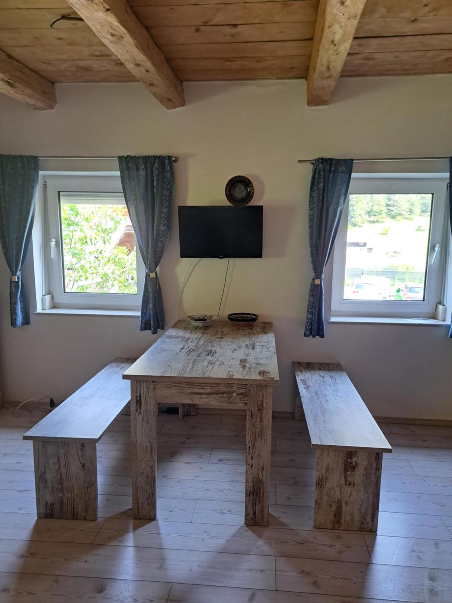 באד בלייברג Casableiberg - Garten Apartment - Naturpark Dobratsch מראה חיצוני תמונה